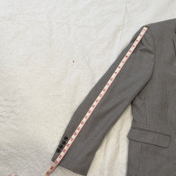 Tommy Hilfiger Gray Checkered Blazer - Picture 6 of 7